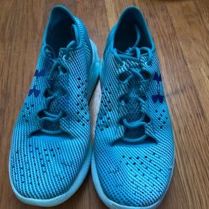 U see Armour speedform Apollo vents